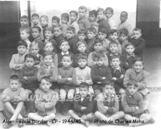 Classe de Cours Préparatoire , Année 1944-45